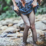 桜桃喵《河边死库水》主题写真：75张全套美图