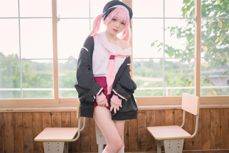 花铃《下江小春》主题写真：99张全套美图