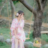 雫しずく《[Fantia] 2025年04月订阅》主题写真：146张全套美图，含6个视频