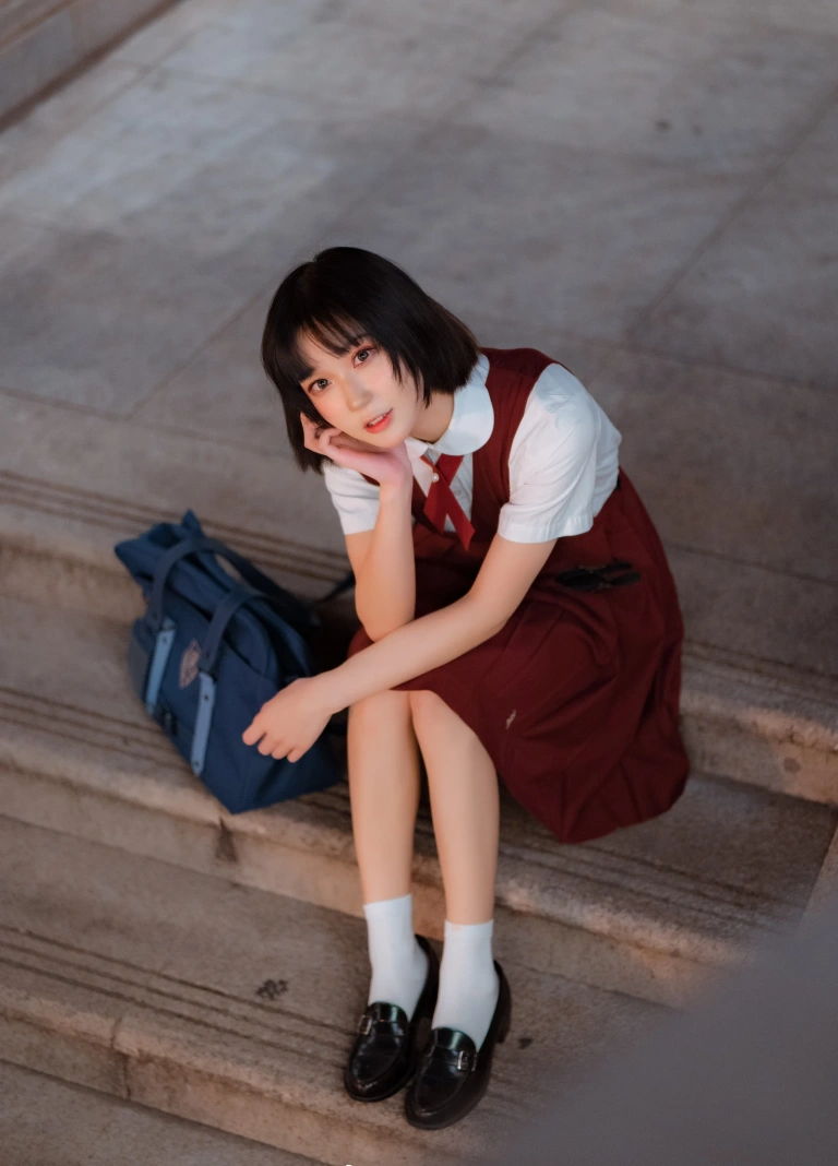 阿包也是兔娘《JK日常》主题写真：15张全套美图