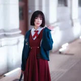 阿包也是兔娘《JK日常》主题写真：15张全套美图
