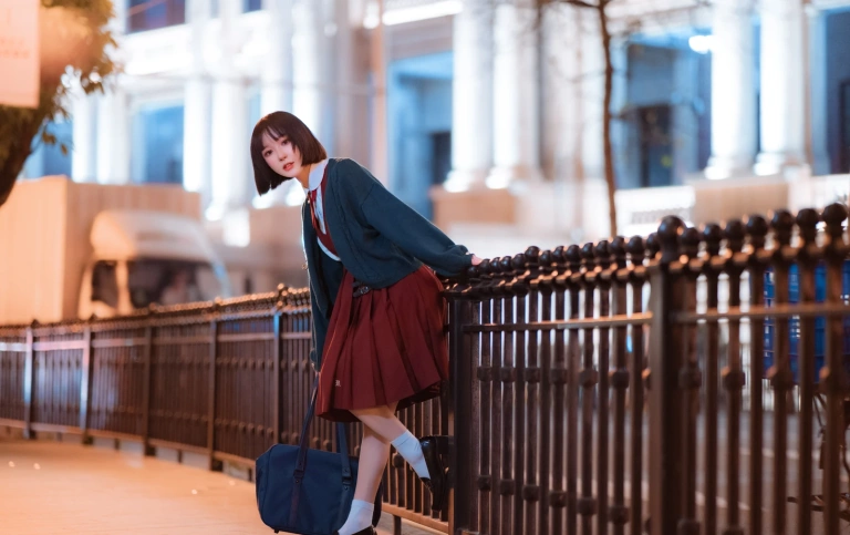阿包也是兔娘《JK日常》主题写真：15张全套美图