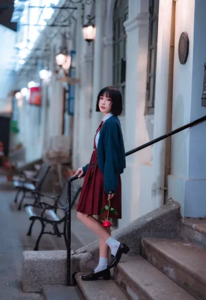 阿包也是兔娘《JK日常》主题写真：15张全套美图