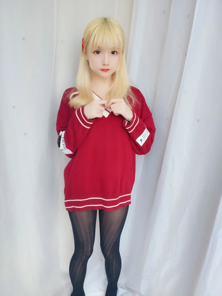 星之迟迟《VOL.8 玫瑰月光包》主题写真：72张全套美图