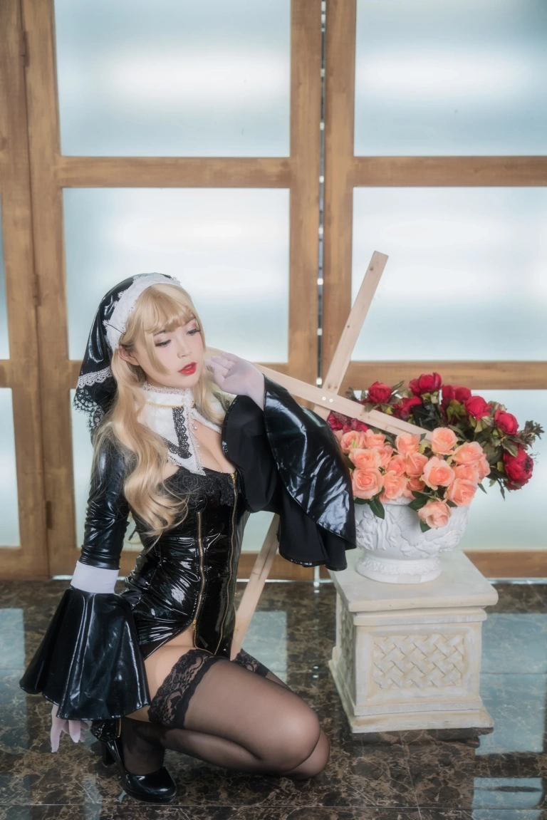 白烨《修女》主题写真：108张全套美图