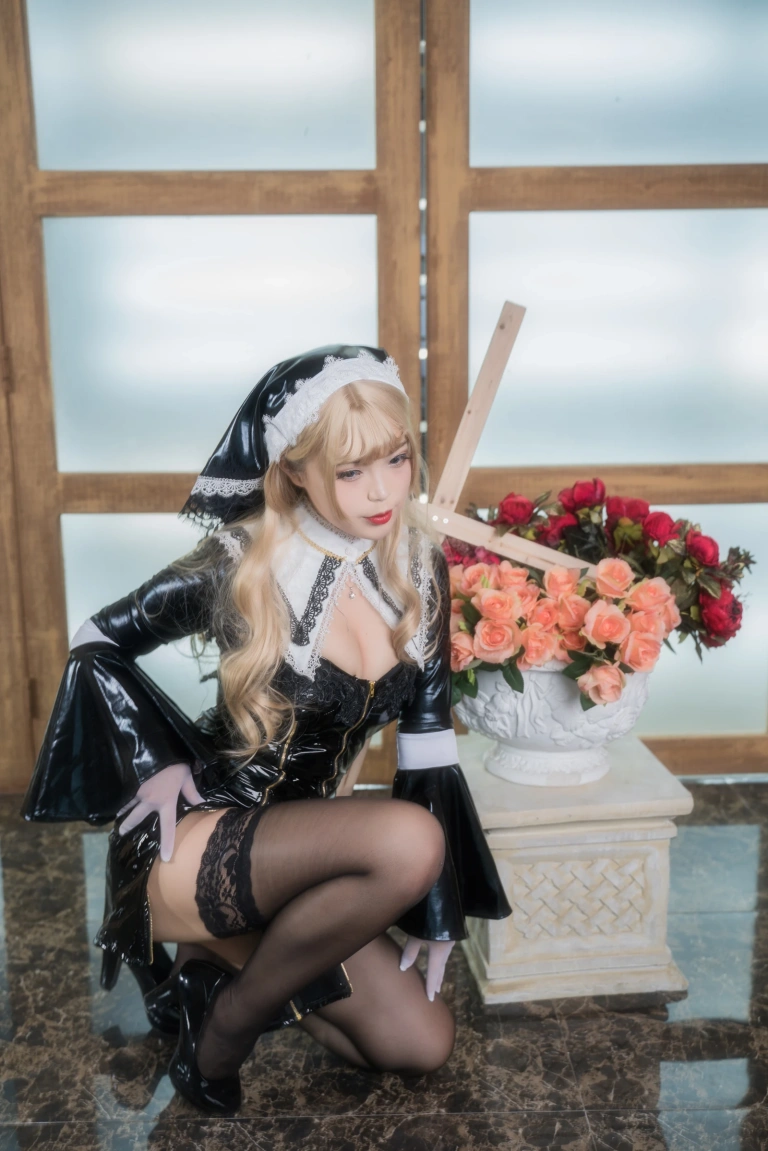 白烨《修女》主题写真：108张全套美图