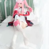 小野寺地瓜《英仙座 护士》主题写真：12张全套美图
