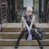 瓜希酱《穹妹 黑旗袍》主题写真：14张全套美图