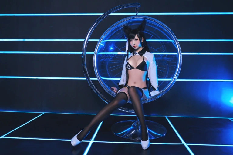 面饼仙儿《爱宕赛车娘》主题写真：17张全套美图