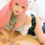 瓦斯塔亚小龙虾《校服》主题写真：17张全套美图