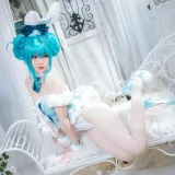 焖焖碳《初音兔女郎》主题写真：20张全套美图