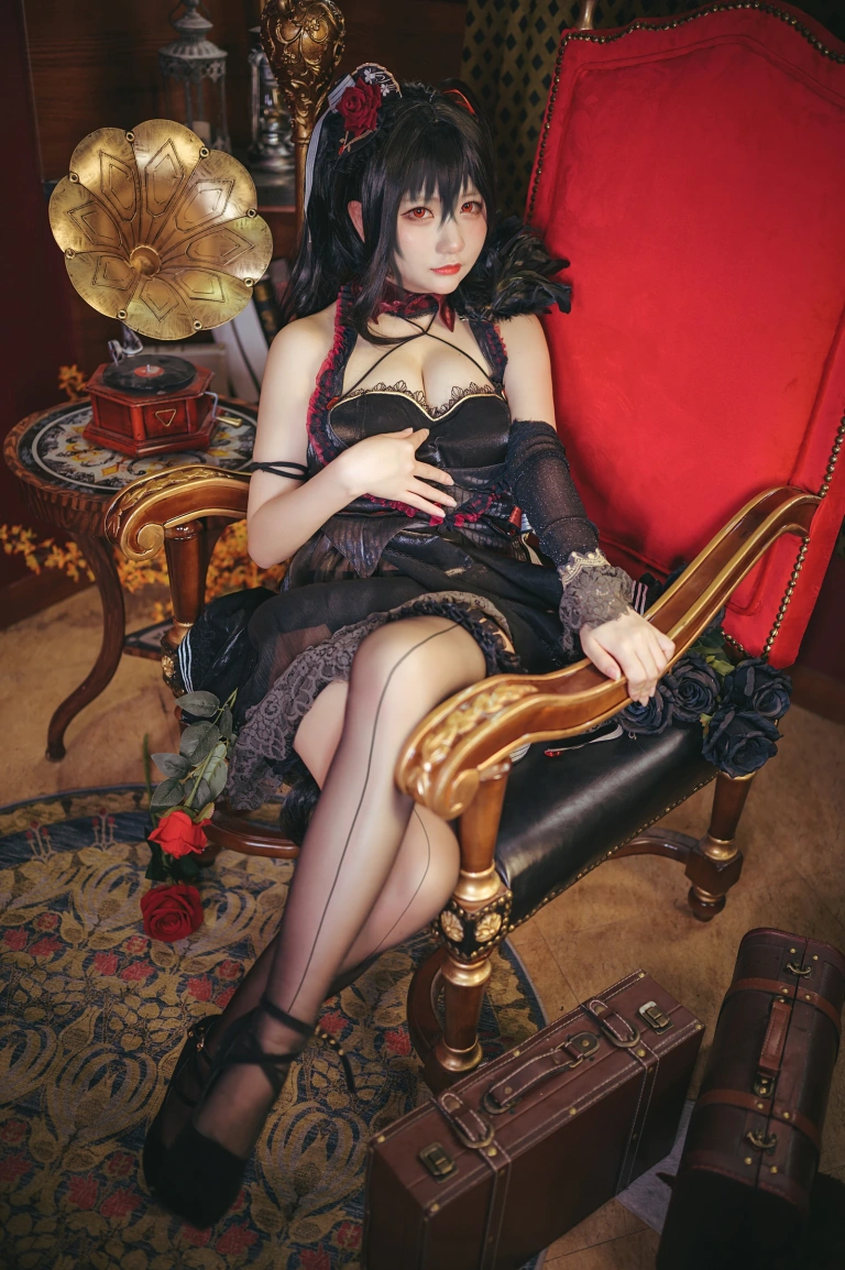 是一只熊仔《碧蓝航线 大凤》主题写真：25张全套美图