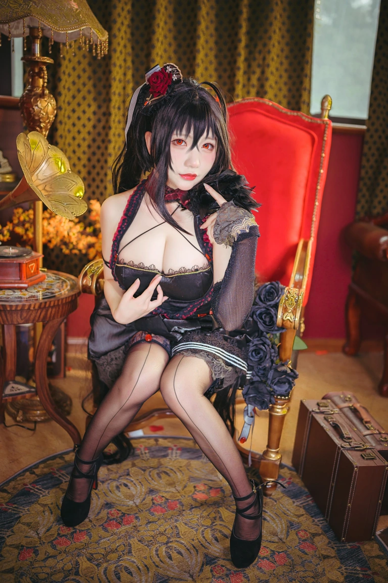 是一只熊仔《碧蓝航线 大凤》主题写真：25张全套美图