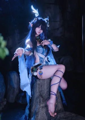 前野太太《原神 菈乌玛》主题写真：27张全套美图