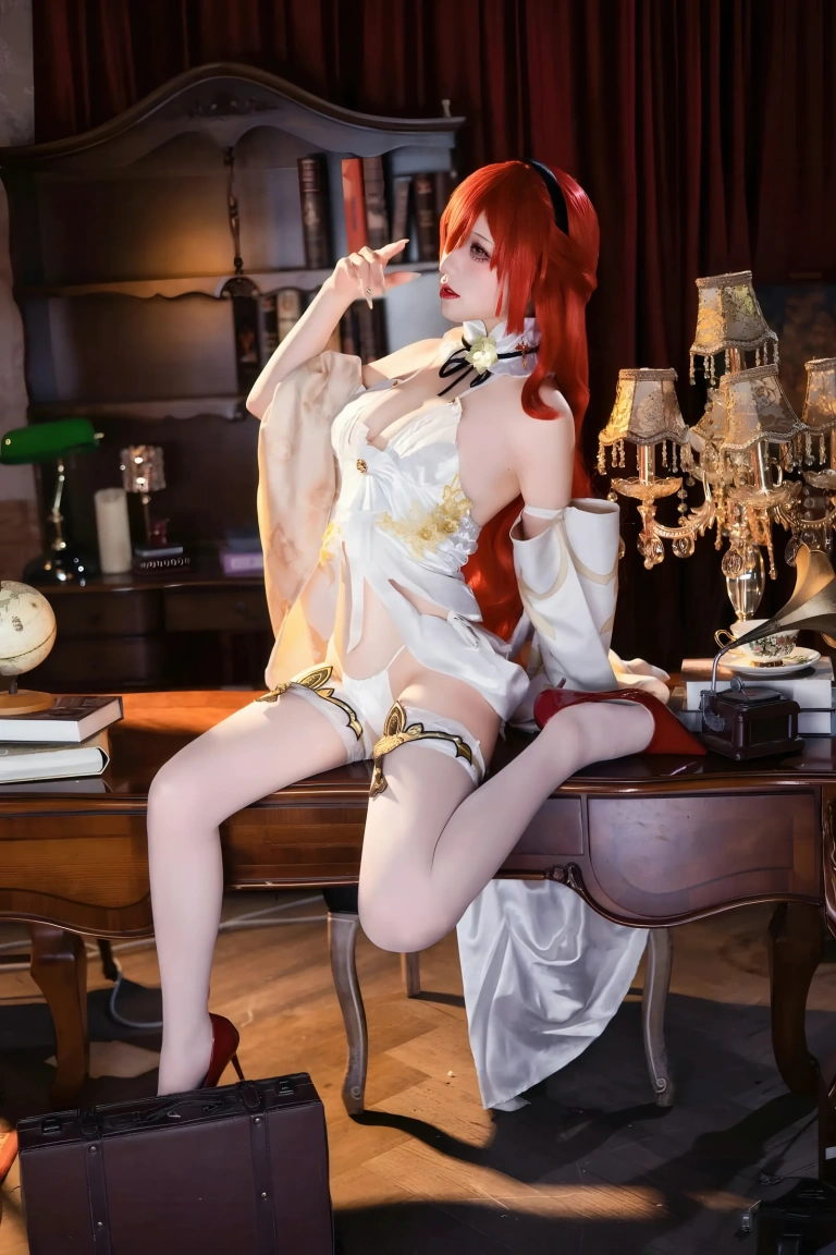 双木扶苏《崩坏·星穹铁道 姬子》主题写真：30张全套美图
