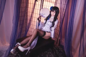 抱走莫子《玉玲珑旗袍》主题写真：30张全套美图