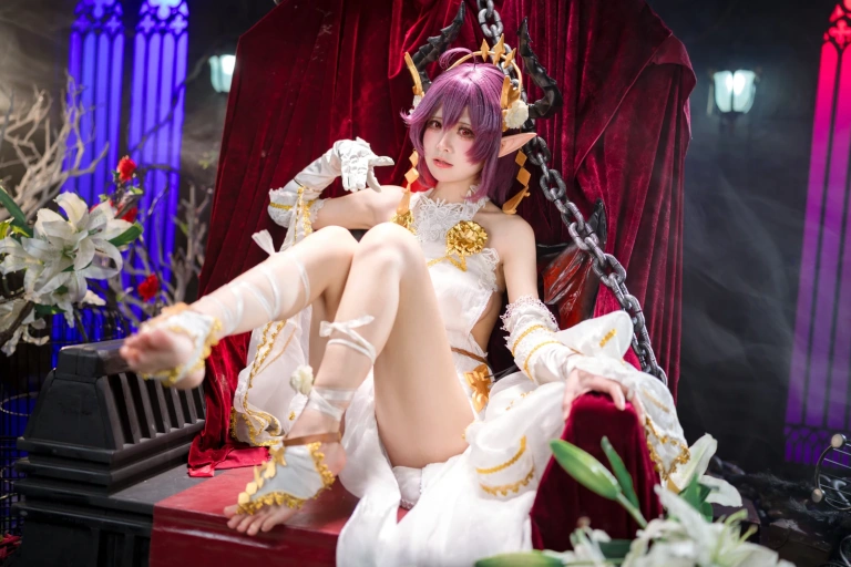 九柒喵《龙姬》主题写真：32张全套美图