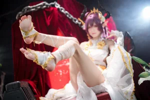 九柒喵《龙姬》主题写真：32张全套美图