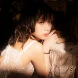 清青琴玖《眼里的星光》主题写真：32张全套美图