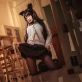 贞子蜜桃《碧蓝航线 爱宕高雄制服》主题写真：35张全套美图