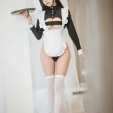三無人型《高叉女仆》主题写真：42张全套美图