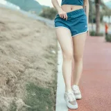 桃良阿宅《晨跑》主题写真：44张全套美图