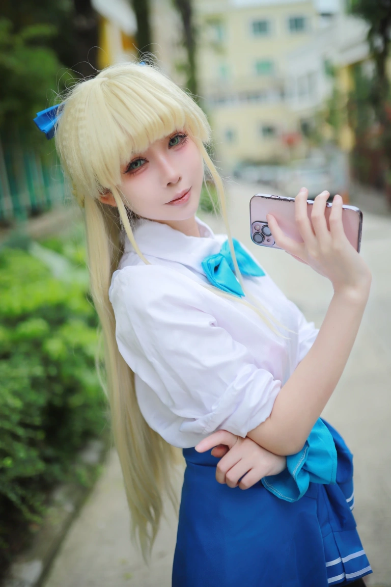 上杉绘黎落《蔚蓝档案 飞鸟马时校服》主题写真：46张全套美图