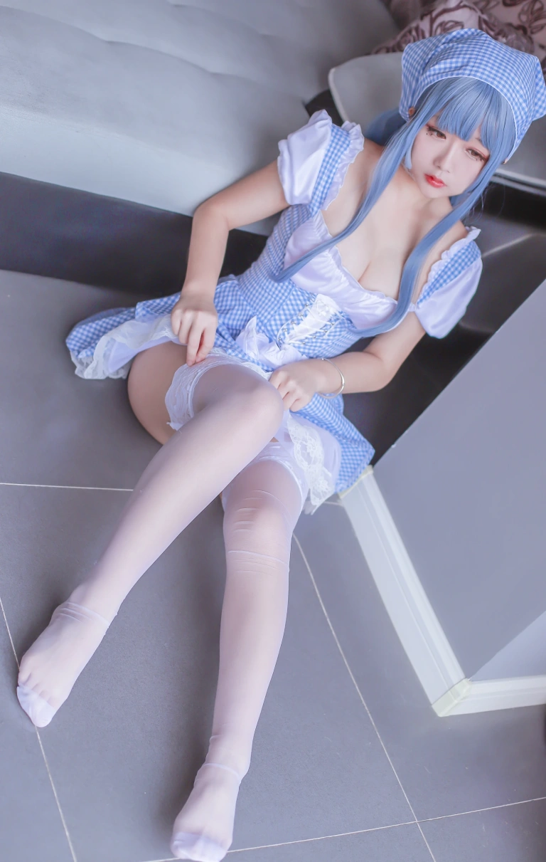 日奈娇(椎名莜)《蓝色女仆》主题写真：46张全套美图
