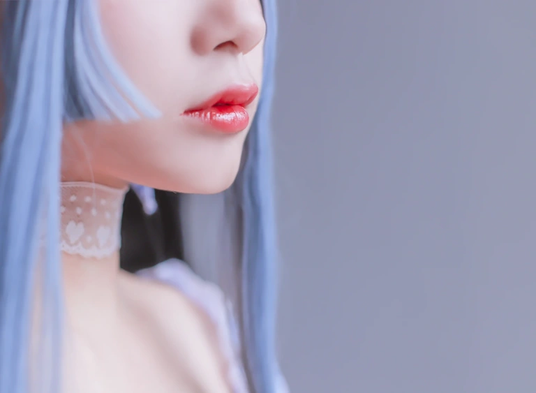 日奈娇(椎名莜)《蓝色女仆》主题写真：46张全套美图