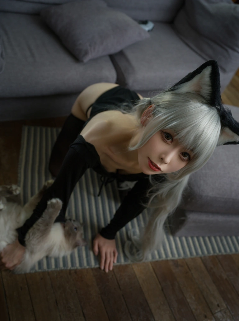 樱岛嗷一《黑猫针织衫连体衣》主题写真：57张全套美图，含1个视频