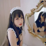 不呆猫《女仆》主题写真：71张全套美图