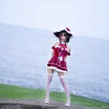 三水子《圣诞小裙子》主题写真：72张全套美图