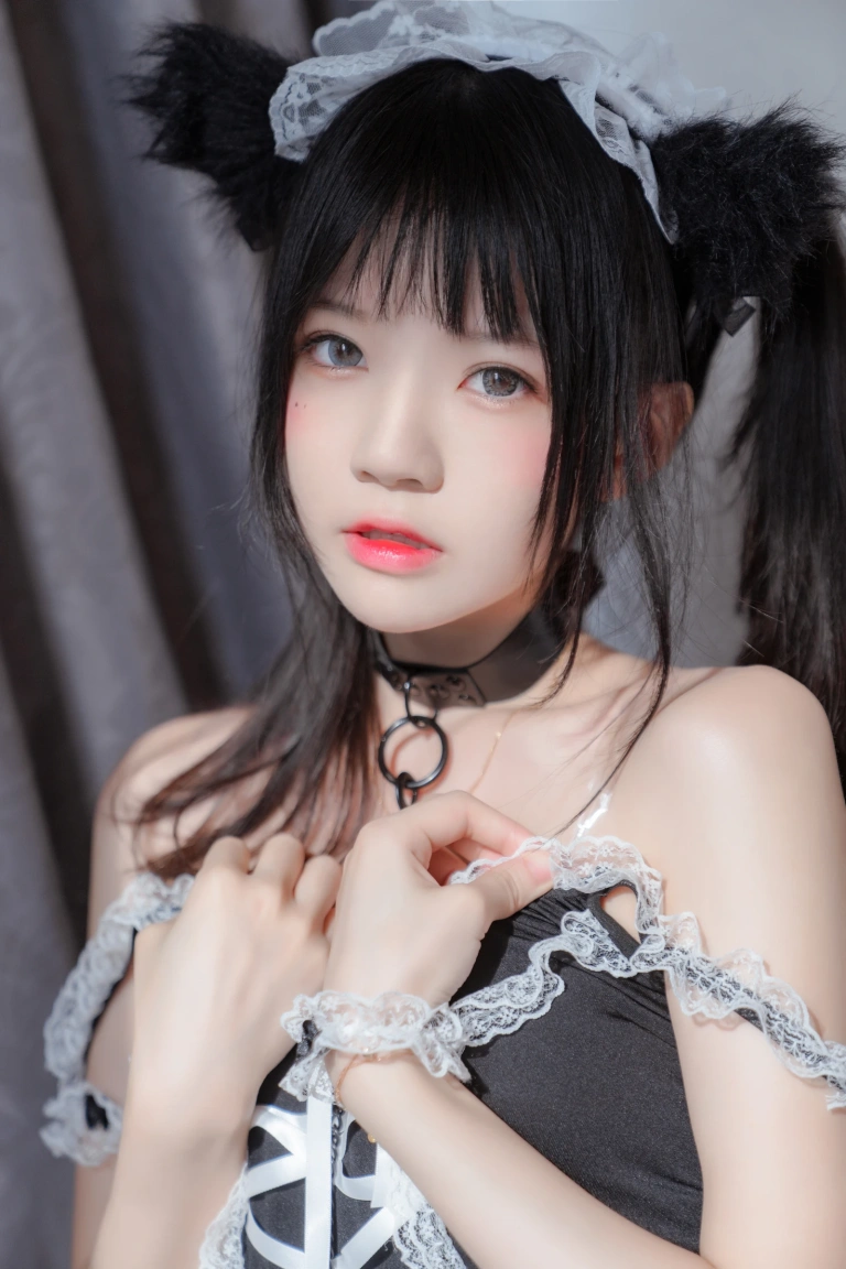 桜桃喵《黑猫妹抖》主题写真：79张全套美图