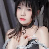 桜桃喵《黑猫妹抖》主题写真：79张全套美图