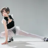 花铃《高叉小熊猫女仆》主题写真：85张全套美图