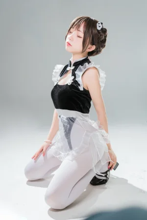 花铃《高叉小熊猫女仆》主题写真：85张全套美图