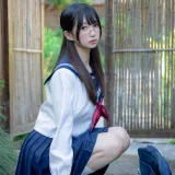 雫しずく《真面目な委員長》主题写真：89张全套美图