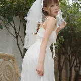 凛子酱《婚纱》主题写真：9张全套美图