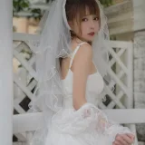 凛子酱《婚纱》主题写真：9张全套美图