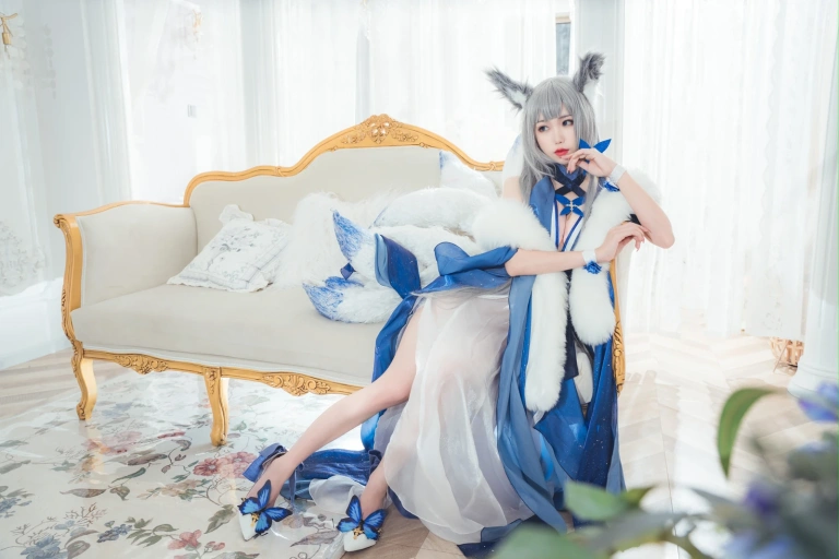 一北亦北《信浓礼服》主题写真：9张全套美图