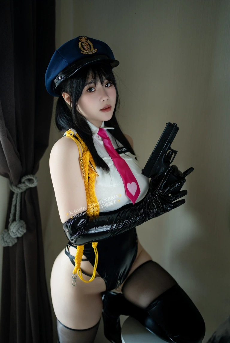 一只废喵《Fantia 2024年07月会员合集》主题写真：58张全套美图，含1个视频