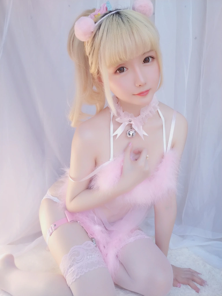 星之迟迟《VOL.9 草莓睡衣包》主题写真：62张全套美图
