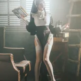 河豚抚子《修女》主题写真：15张全套美图