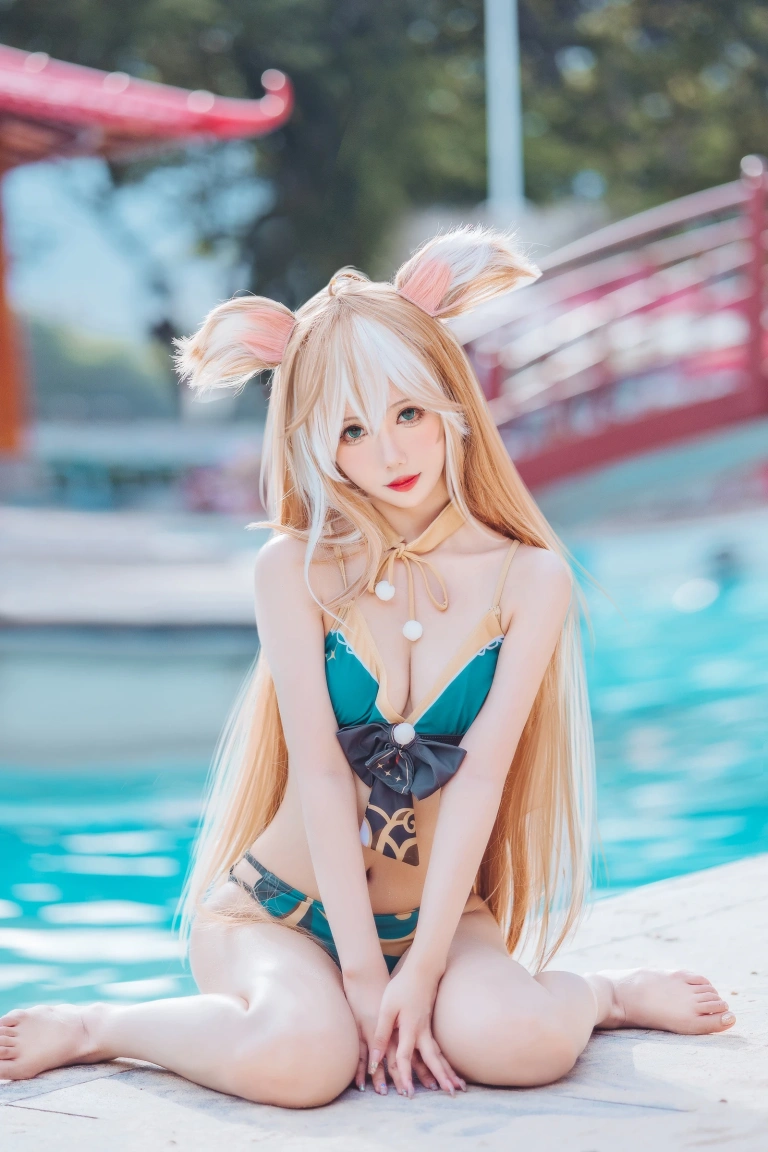 仙女月《泽月希娜小姐泳装》主题写真：15张全套美图