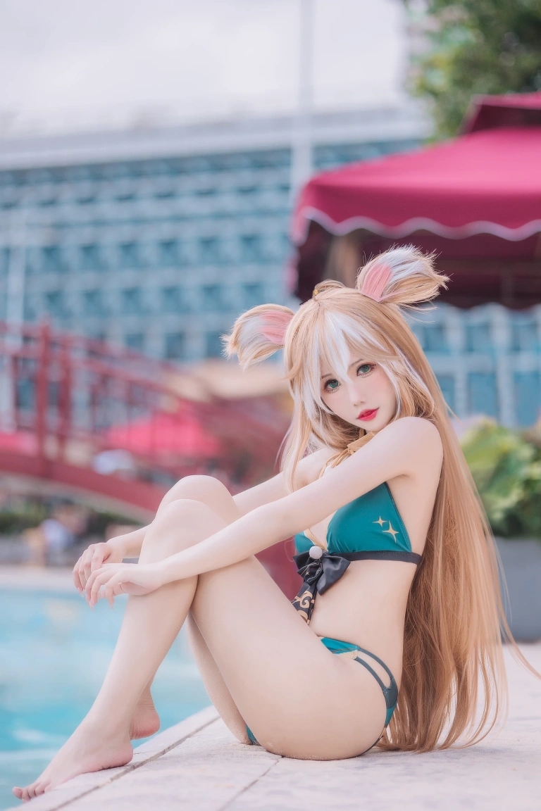 仙女月《泽月希娜小姐泳装》主题写真：15张全套美图