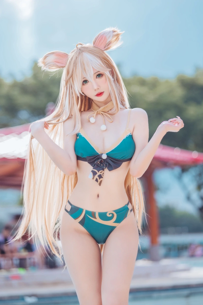 仙女月《泽月希娜小姐泳装》主题写真：15张全套美图