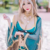仙女月《泽月希娜小姐泳装》主题写真：15张全套美图