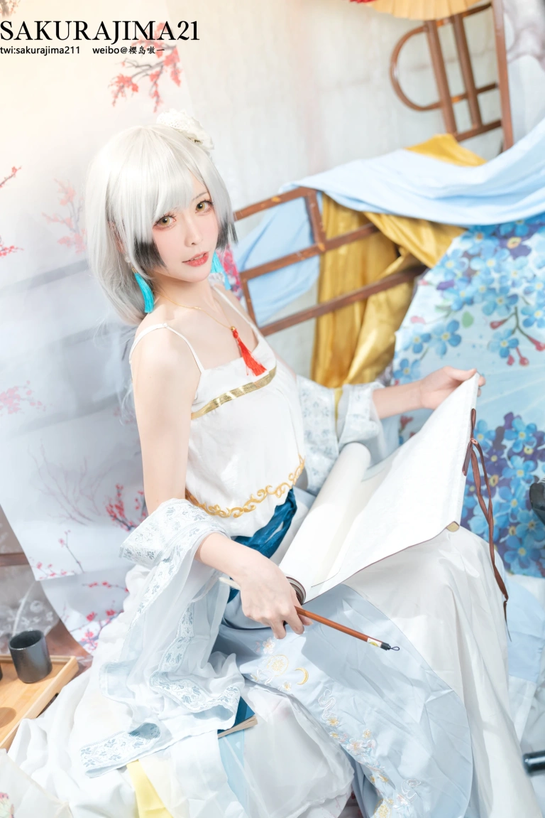 樱岛嗷一《海天 书香水榭》主题写真：16张全套美图