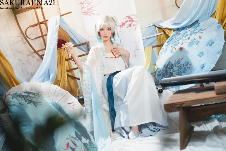 樱岛嗷一《海天 书香水榭》主题写真：16张全套美图