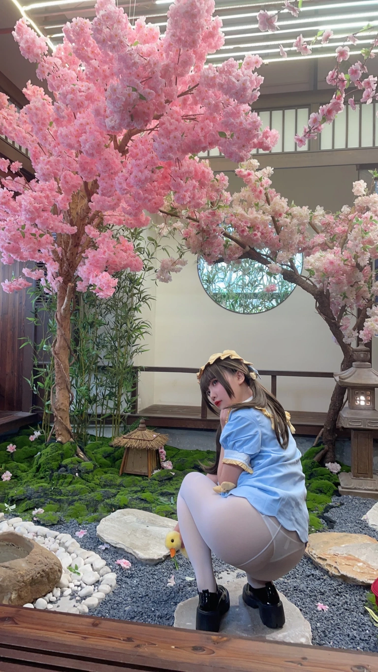 小和甜酒《鸭鸭幼稚园》主题写真：170张全套美图，含2个视频
